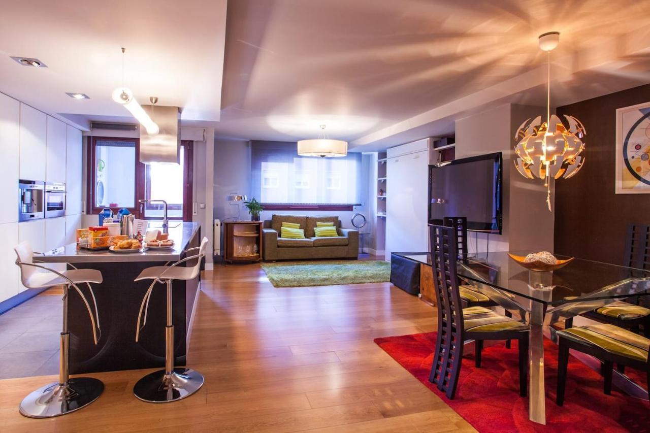 Apartament Piso Moderno, Centrico Y Con Garaje Gratis Bilbao Zewnętrze zdjęcie